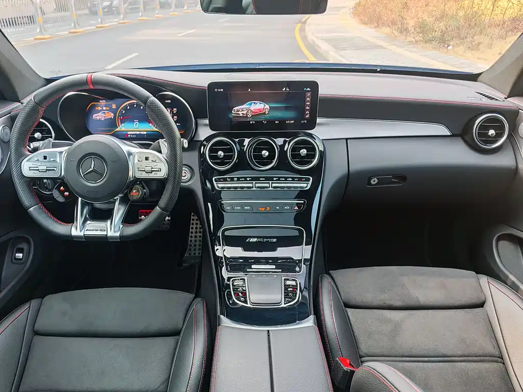 MERCEDES-BENZ C CLASS AMG