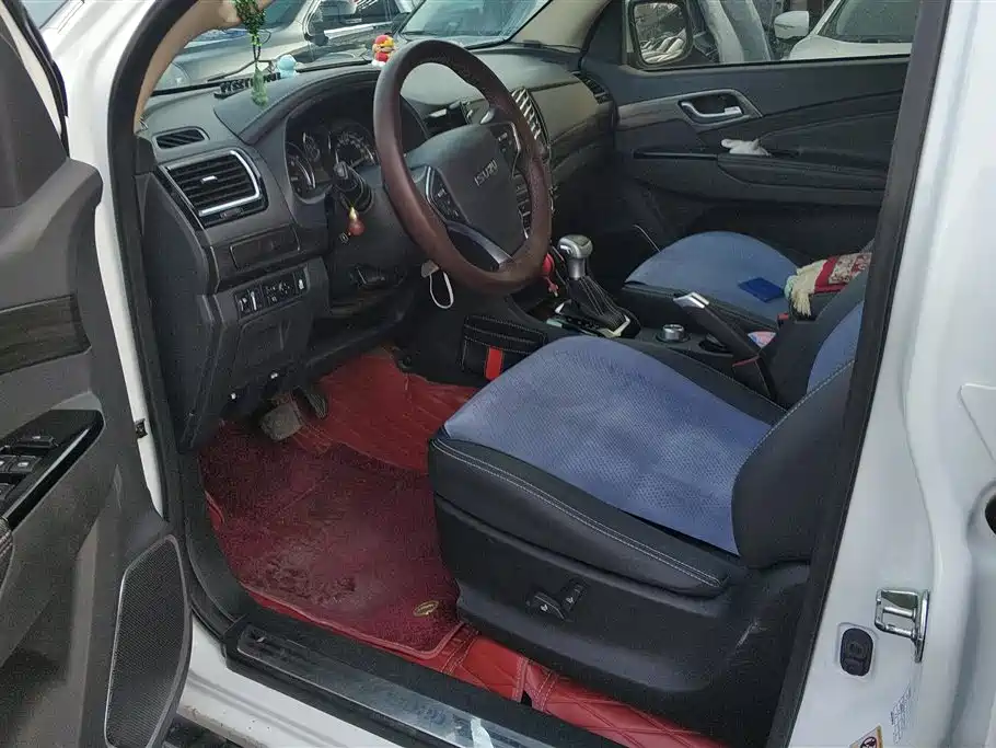 ISUZU MU X SHEPHERD RANGER