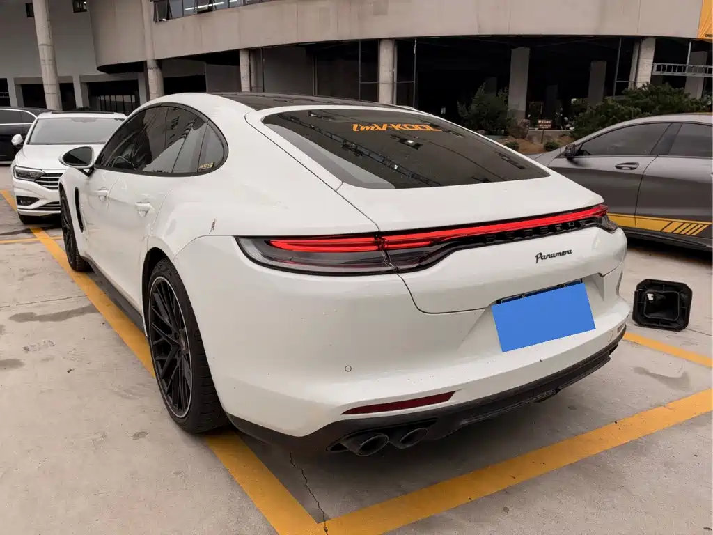 Porsche Panamera — миниатюра 14
