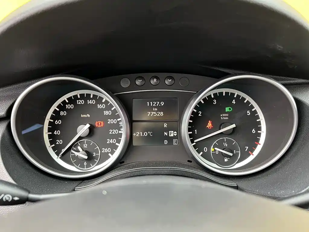 Mercedes-Benz R-Class — миниатюра 17