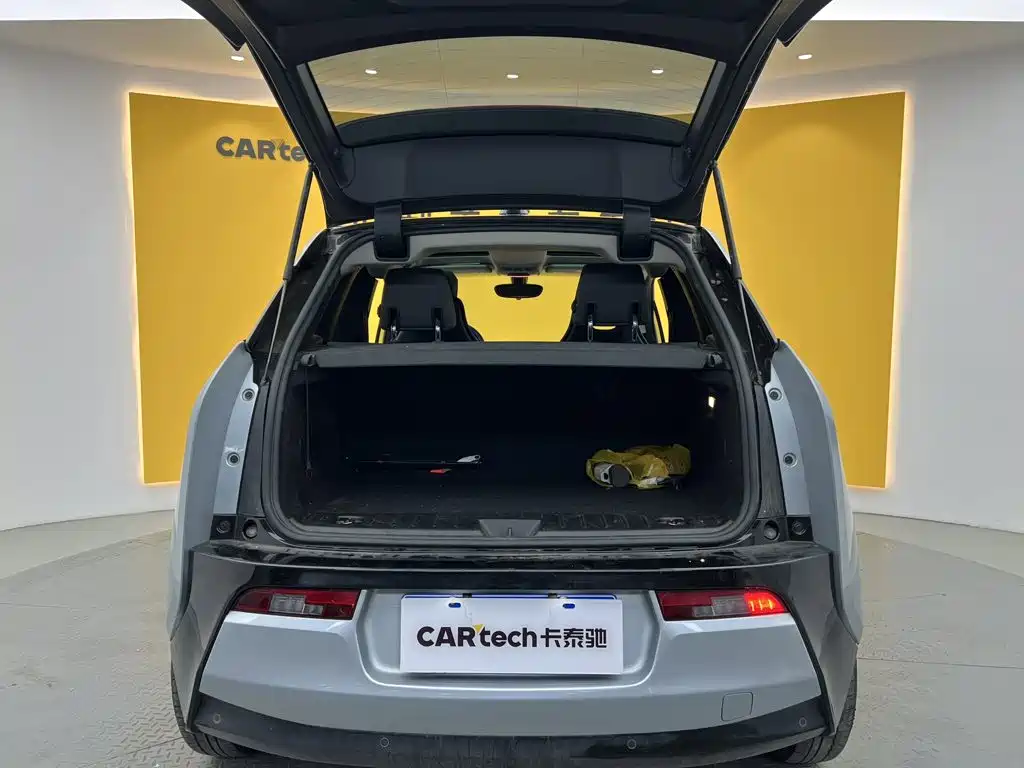 BMW i3 (Import) — миниатюра 12