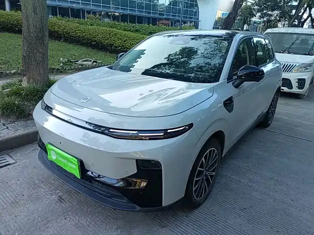 2025 Leapmotor B10
