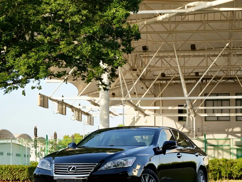Купить Lexus ES