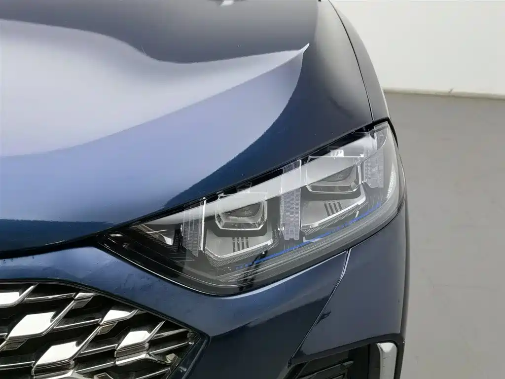 WEI PAI WEI BRAND LATTE DHT PHEV