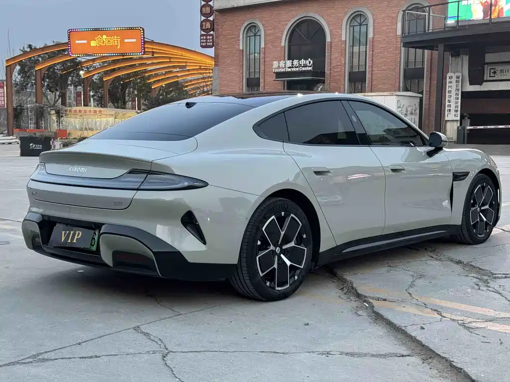 XIAOMI CAR XIAOMI SU7