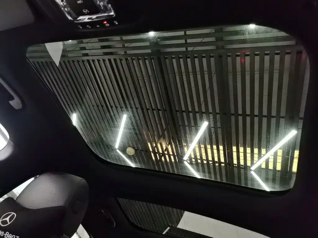 Mercedes-Benz GLB — миниатюра 18