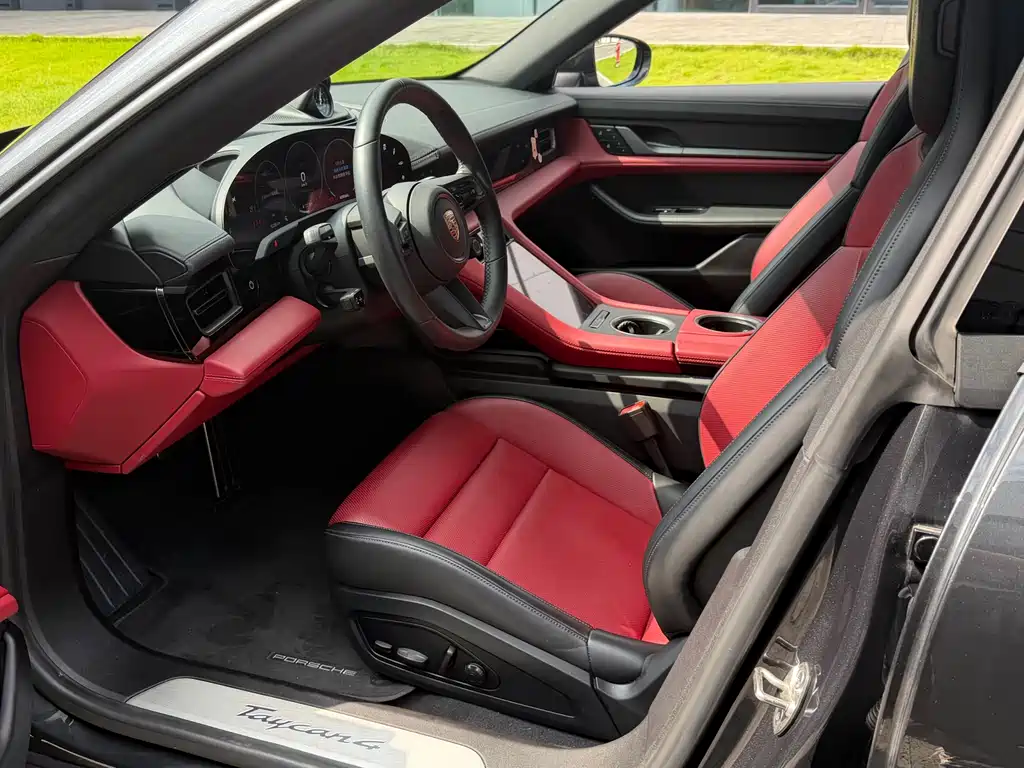 Porsche Taycan 2024 Taycan 4 Cross Turismo