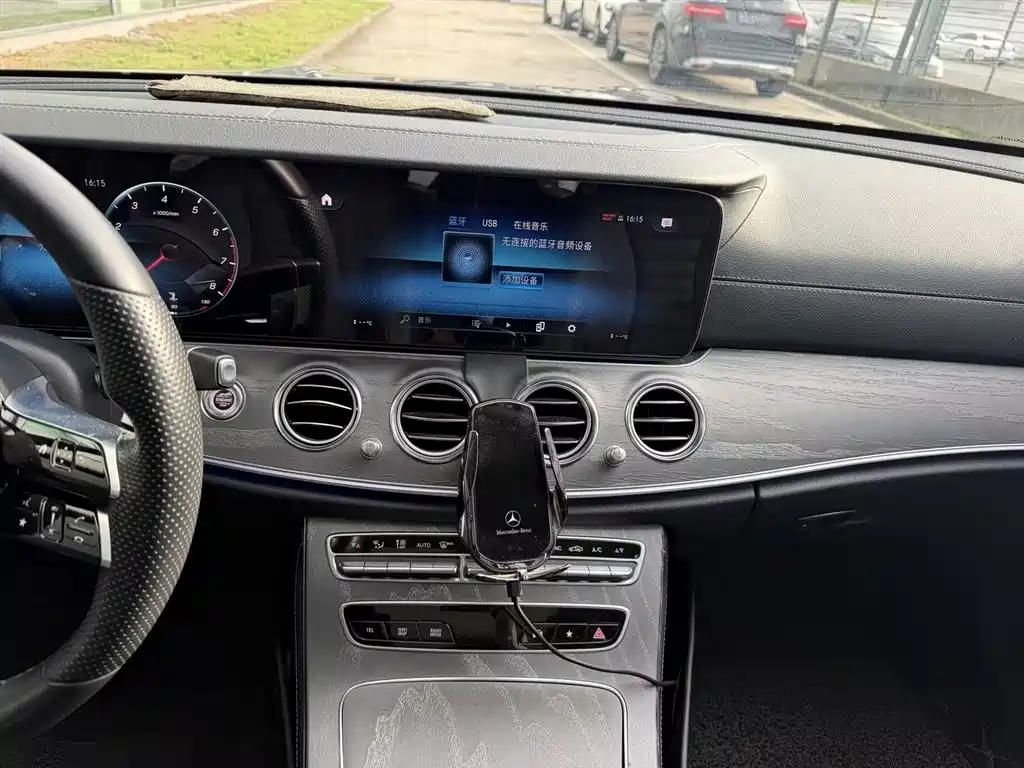 Mercedes-Benz E-Class E 2022 E 260 L Sport