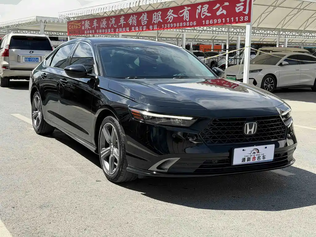 Honda Accord 260TURBO Excellence Edition, фото 3