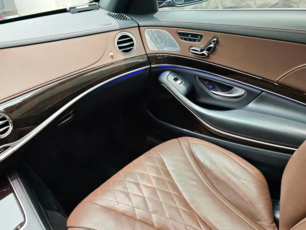 Mercedes-Benz S-Class — миниатюра 17