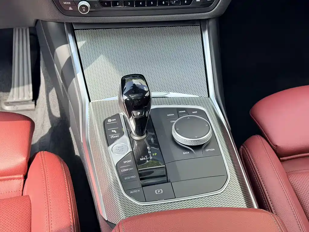 BMW 3 Series — миниатюра 13