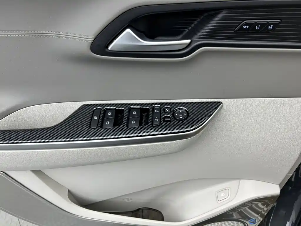 Hyundai Custo — миниатюра 17