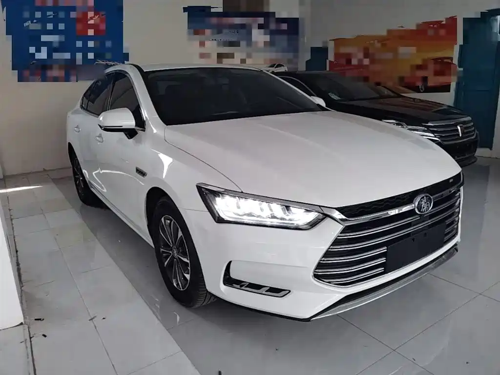 BYD Qin Pro Pro 2019 DM 1.5TI AT VI