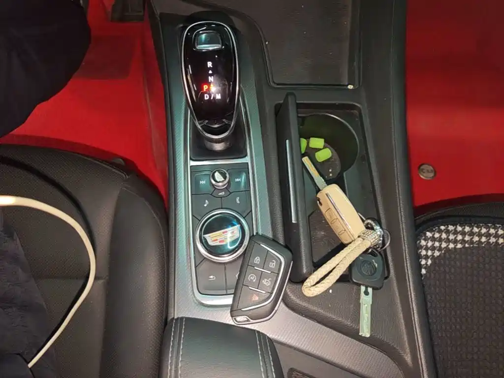 Cadillac CT5 — миниатюра 14