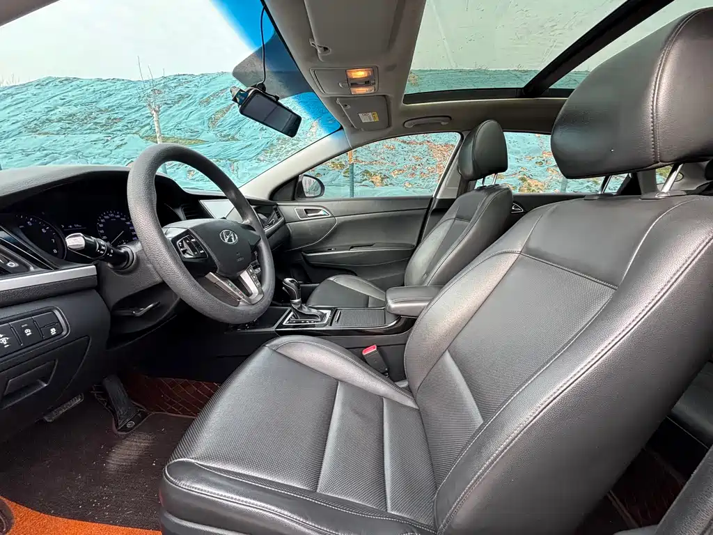 HYUNDAI NAME PICTURE