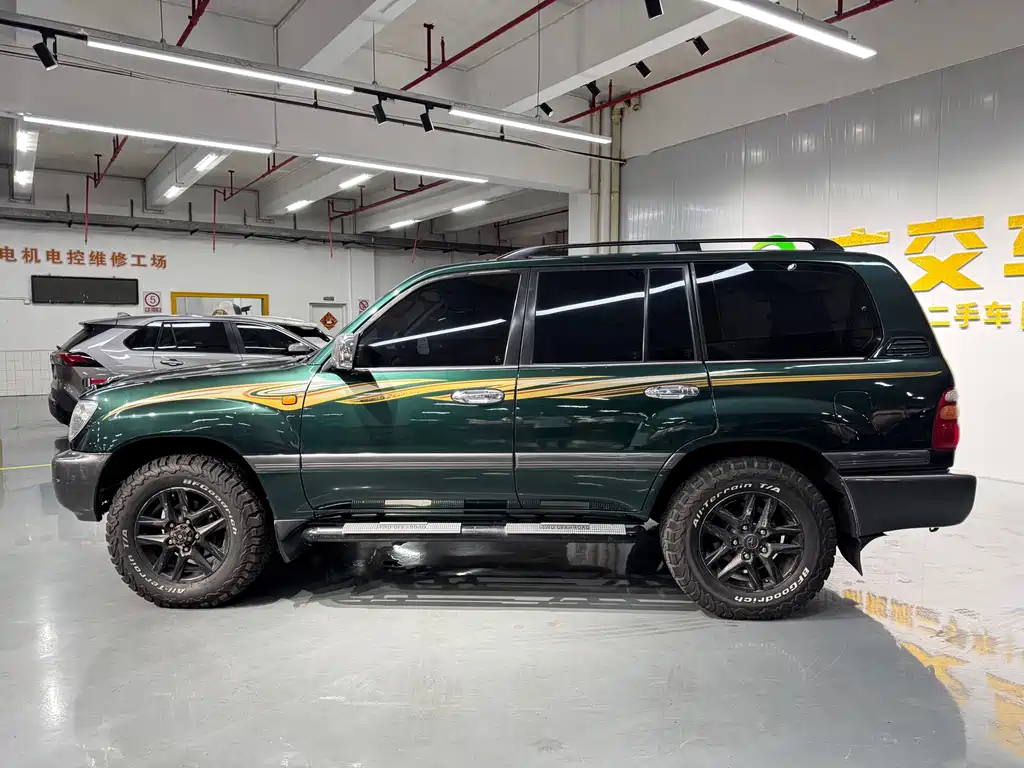 Toyota Land Cruiser 2003 4.5L MT