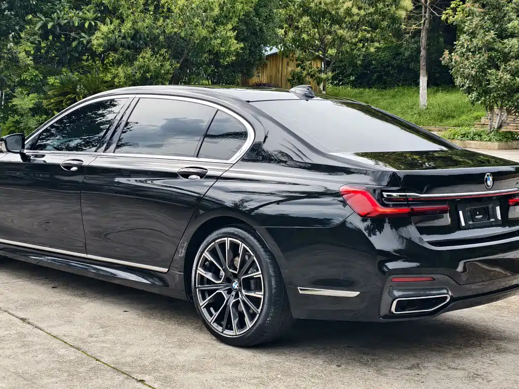 BMW 7 Series 7 2019 740Li Lead M Sport