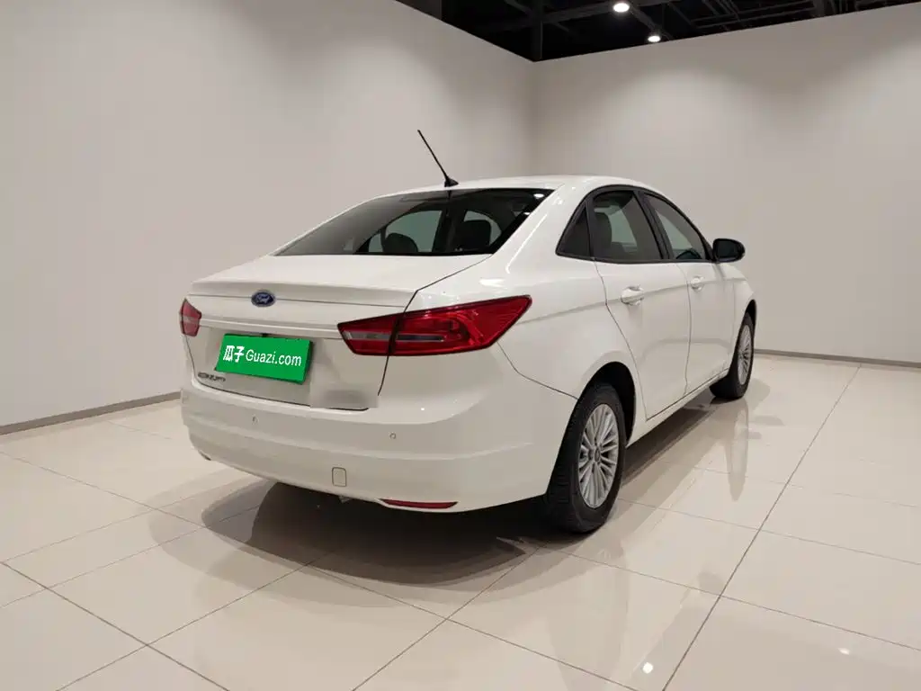 Ford Escort — миниатюра 6