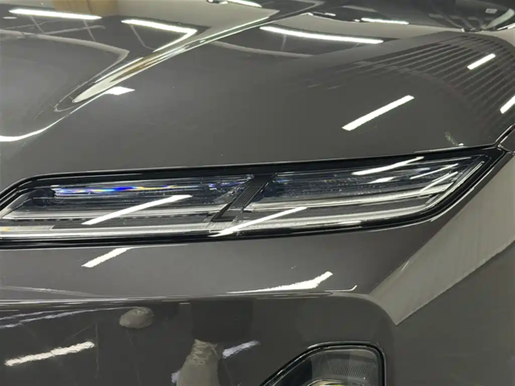 NIO ES8 2026 мест Executive