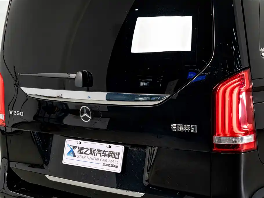 Mercedes-Benz V-Class — миниатюра 8