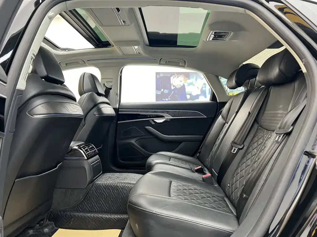 Audi A8 — миниатюра 20