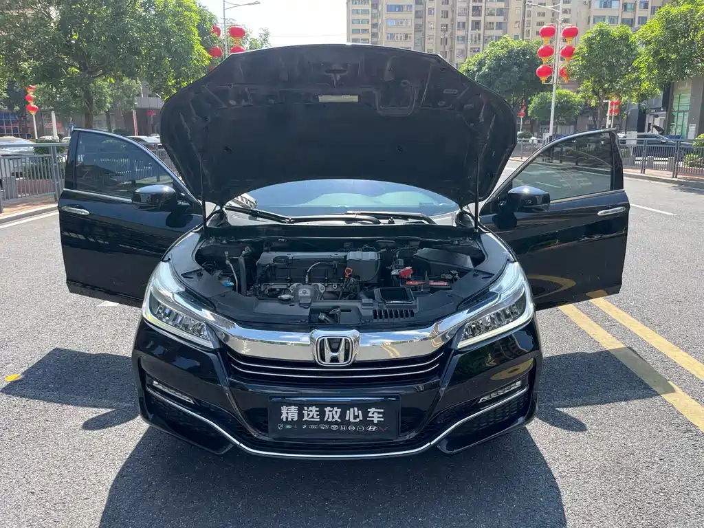 Honda Accord — миниатюра 18