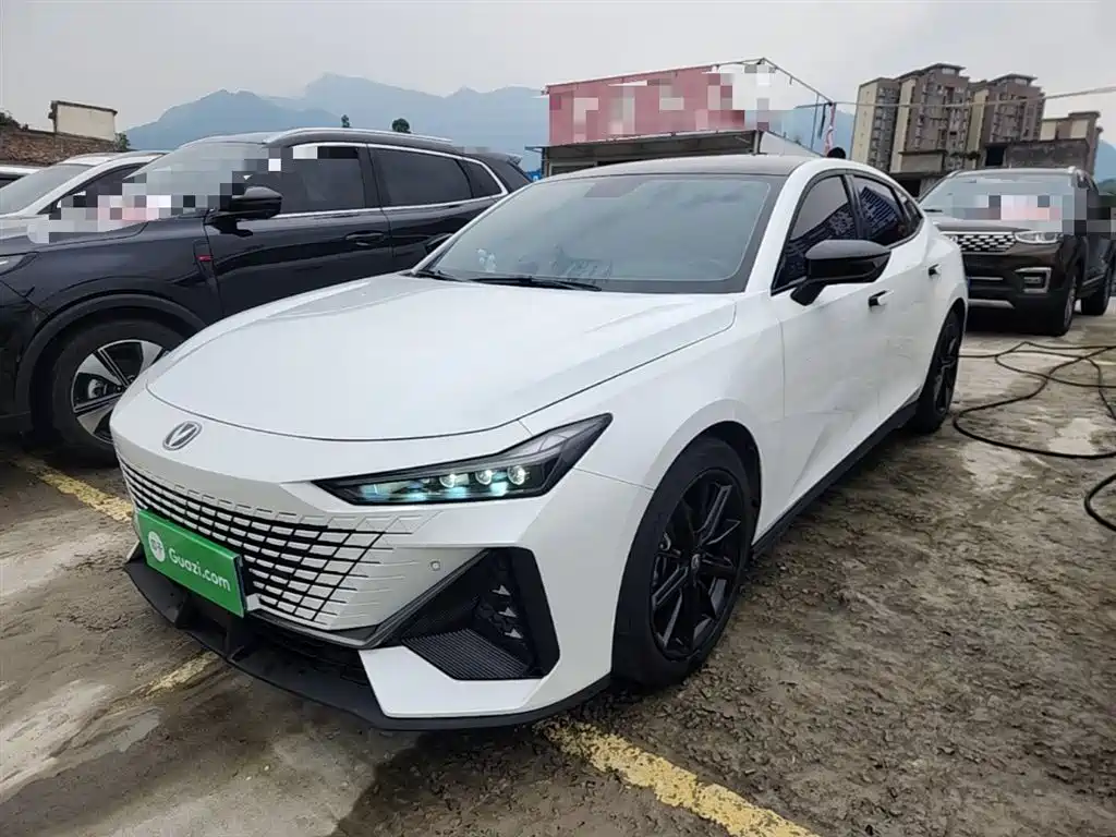 Купить Changan UNI-V