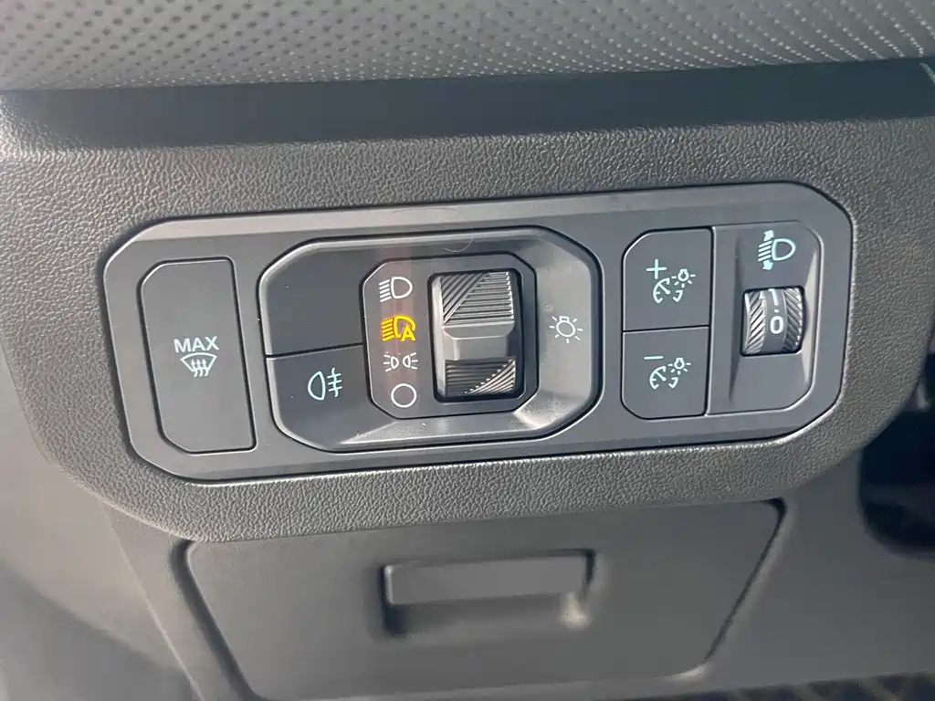Ford Mondeo — миниатюра 15