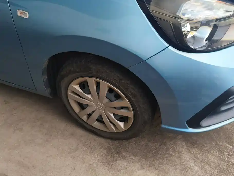 Honda Fit — миниатюра 6