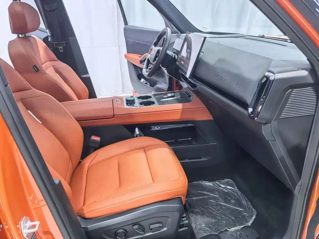 Ford Bronco Basecamp — миниатюра 6