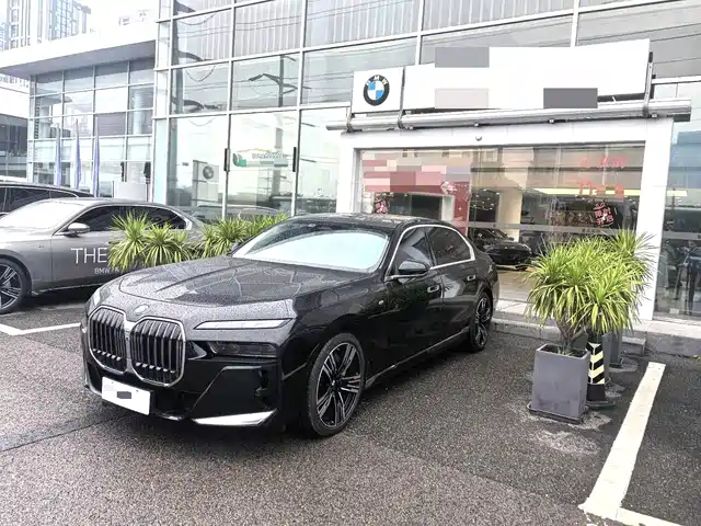 bmw 7-series
