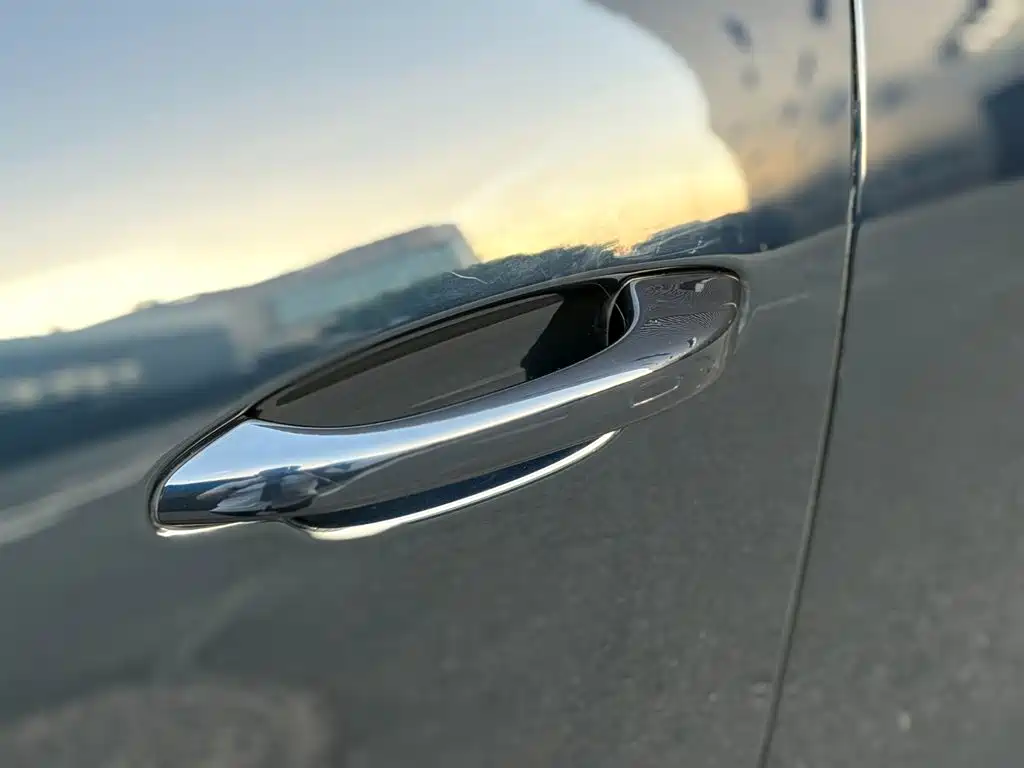 Porsche Cayenne — миниатюра 42