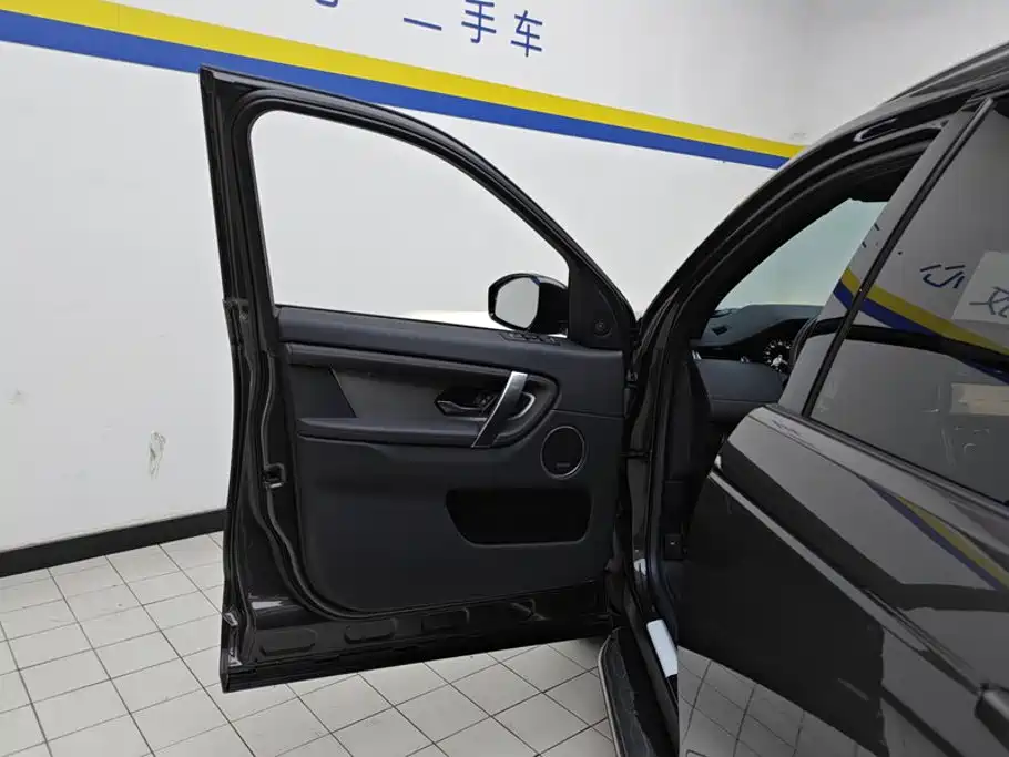 Land Rover Discovery Sport — миниатюра 7
