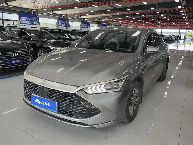 2023 BYD Qin