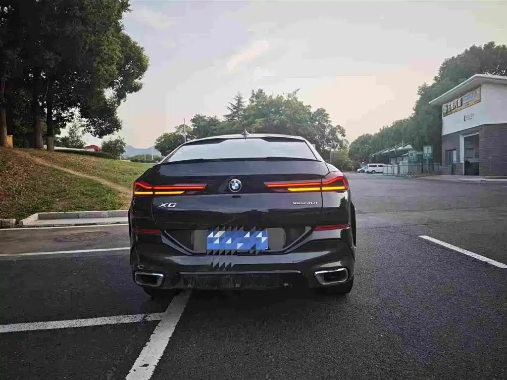 BMW X6 — миниатюра 3