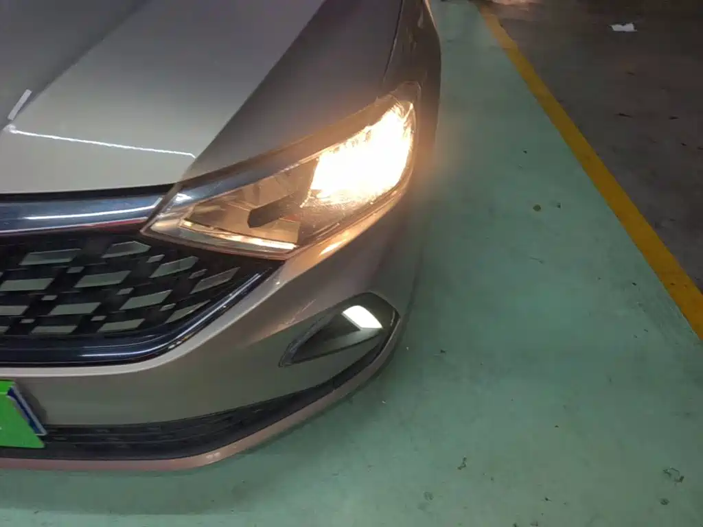 Jetta VA3 — миниатюра 21