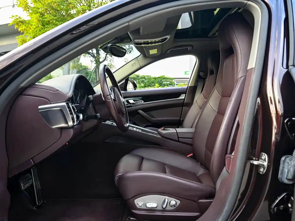 Porsche Panamera — миниатюра 11