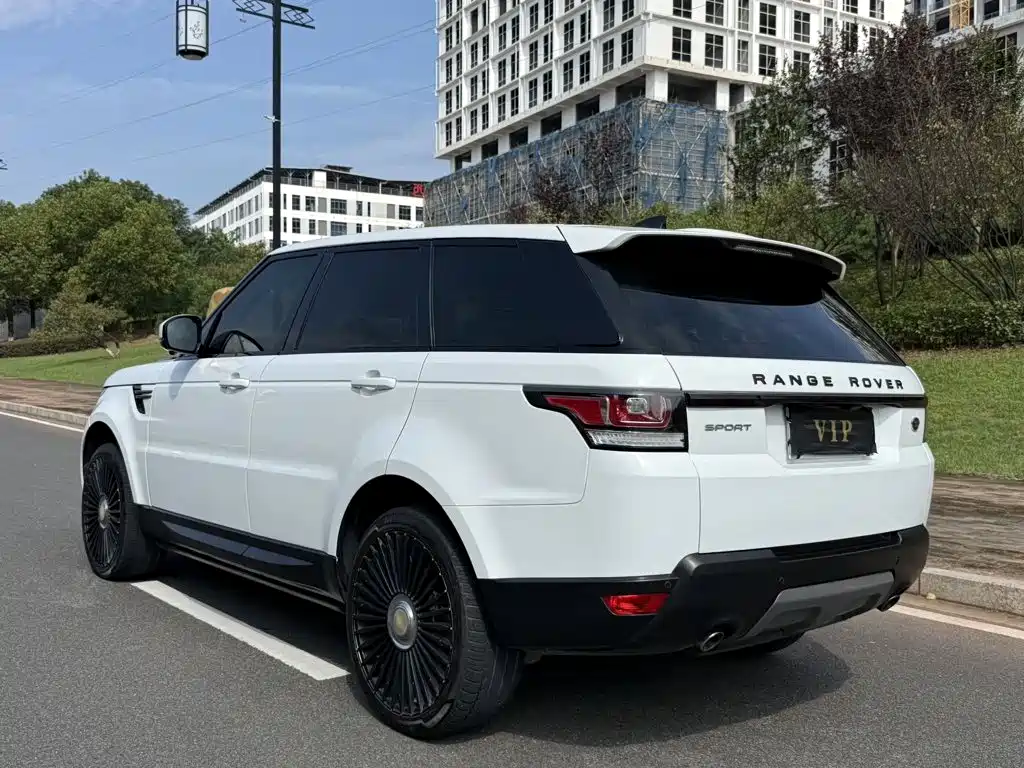 Land Rover Sport — миниатюра 6
