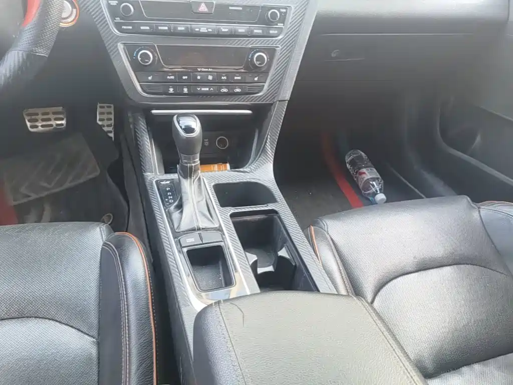 Hyundai Sonata — миниатюра 14