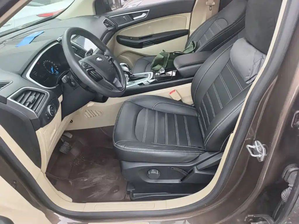 Ford Edge — миниатюра 15