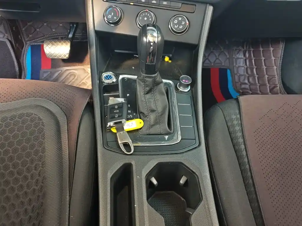 Volkswagen Bora — миниатюра 14