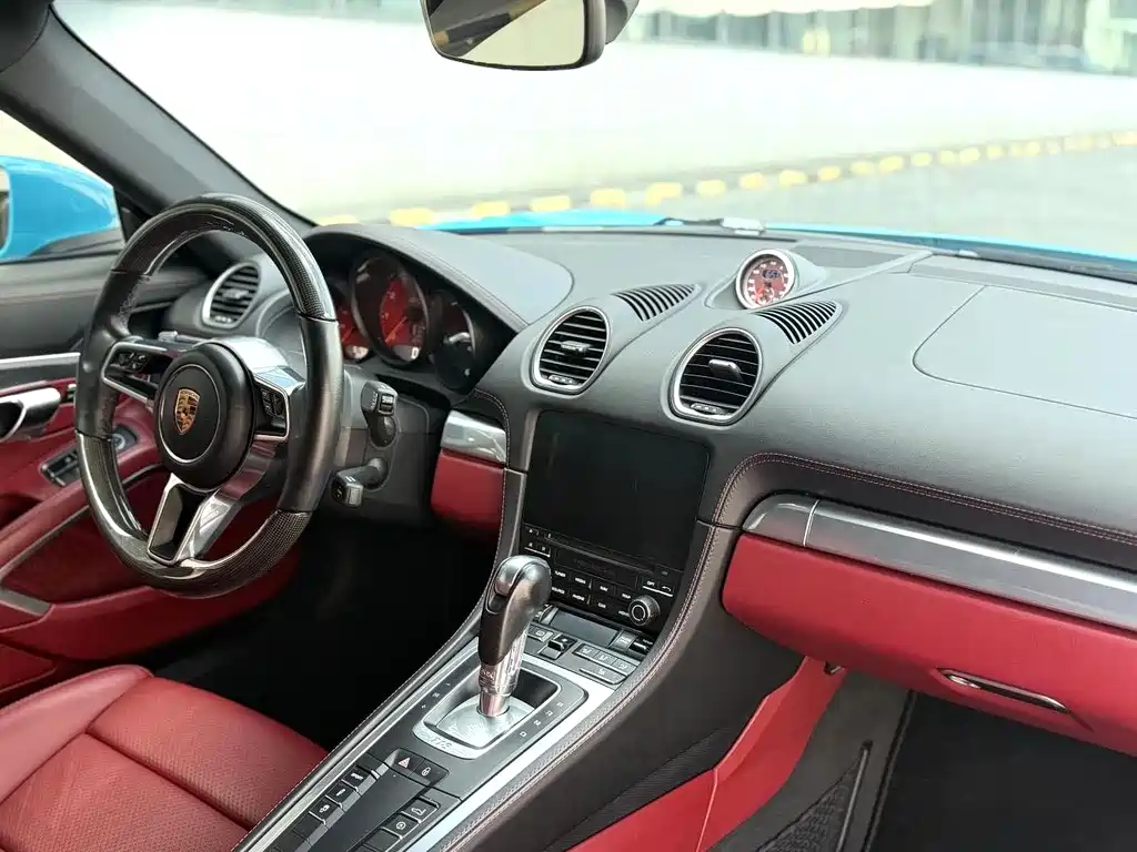 Porsche 718 2016 Cayman 2.0T