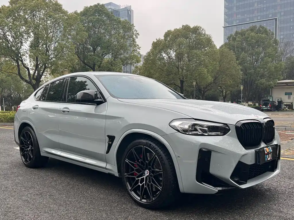 BMW X4 M