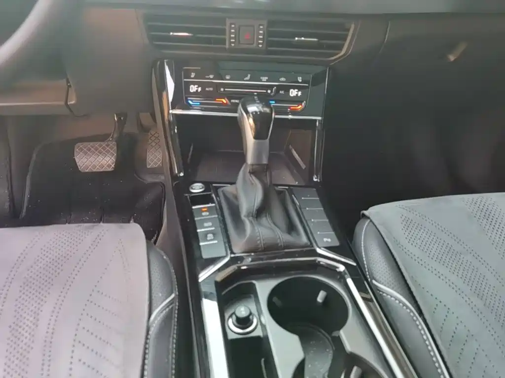 Volkswagen Passat — миниатюра 14