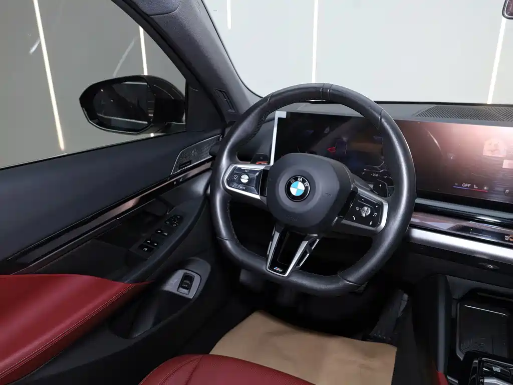 BMW 5 Series — миниатюра 14