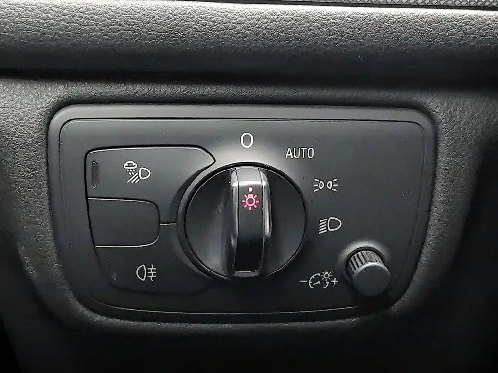 Audi A6L — миниатюра 21