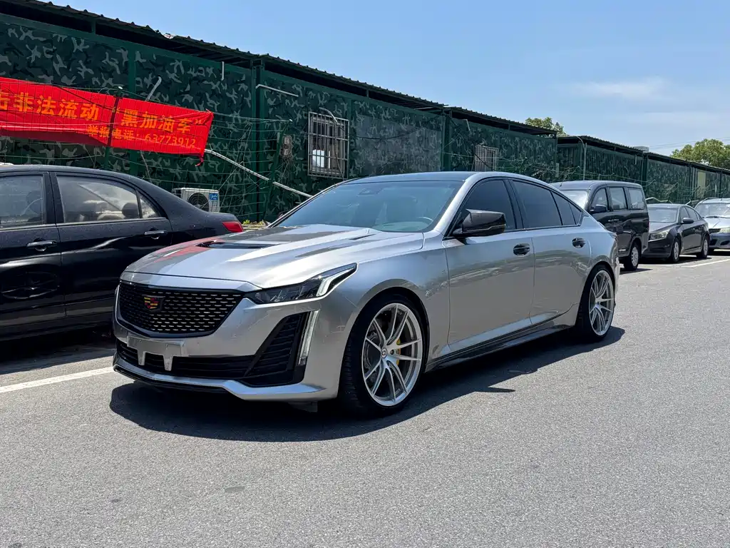 Купить Cadillac CT5