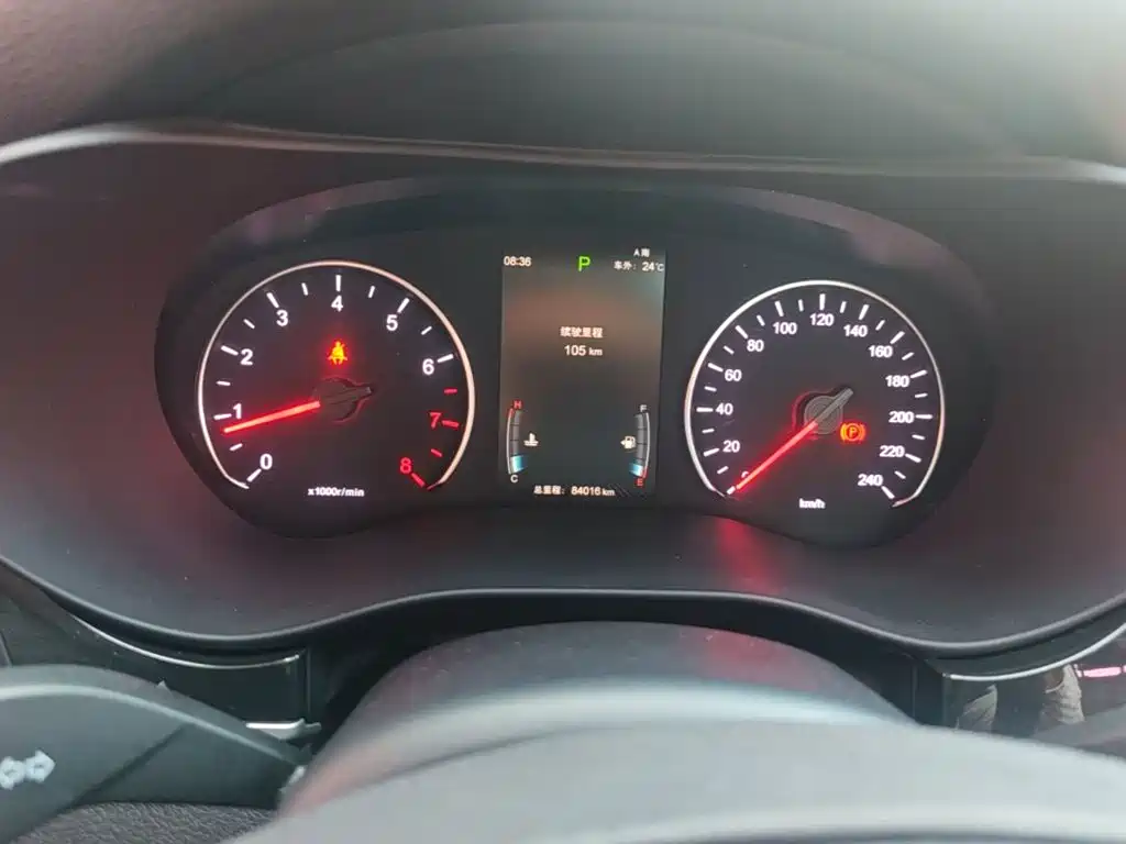 BYD MAX — миниатюра 12