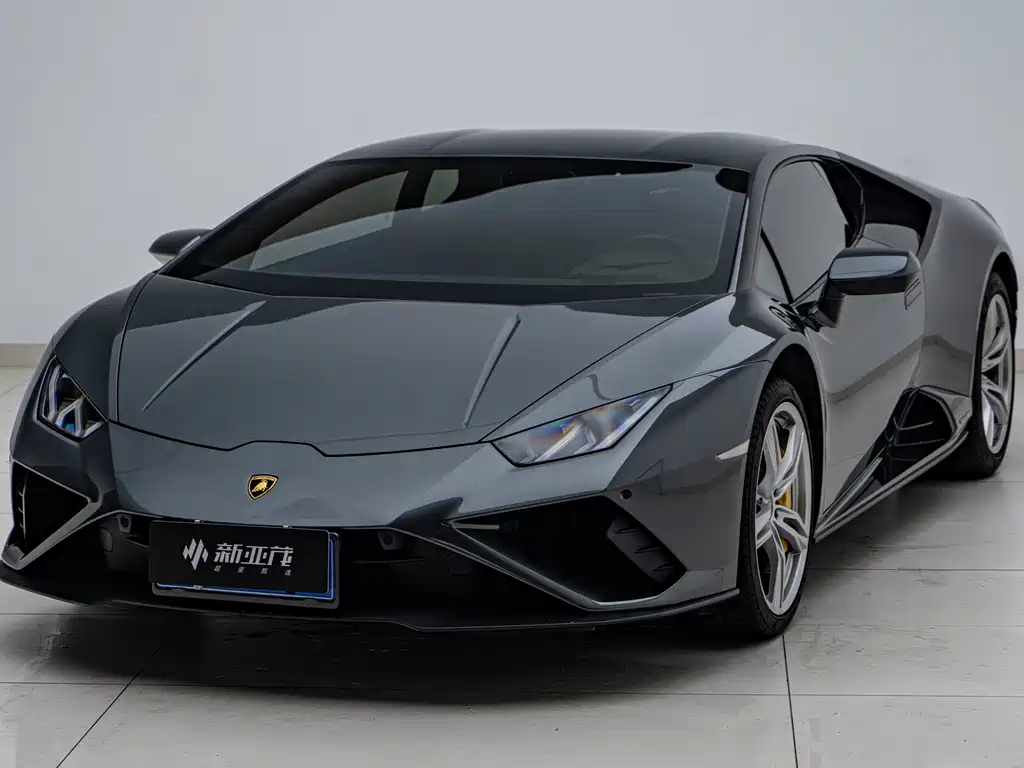 Lamborghini Huracán 2021