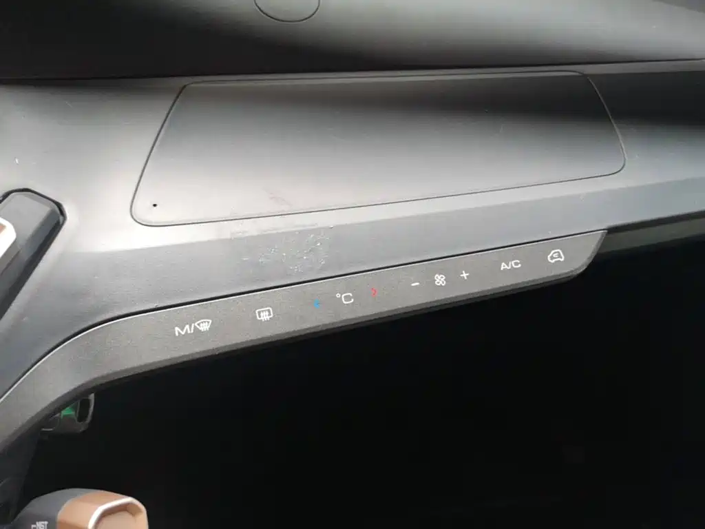 Wuling Nano EV — миниатюра 13